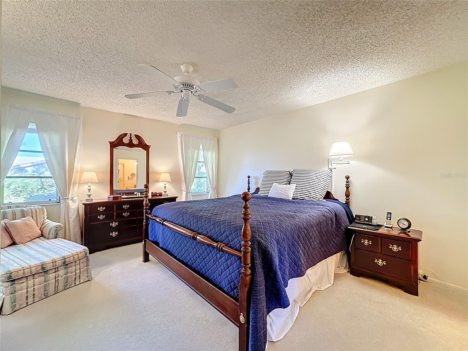 5611 GARDEN LAKES DR — photo 35