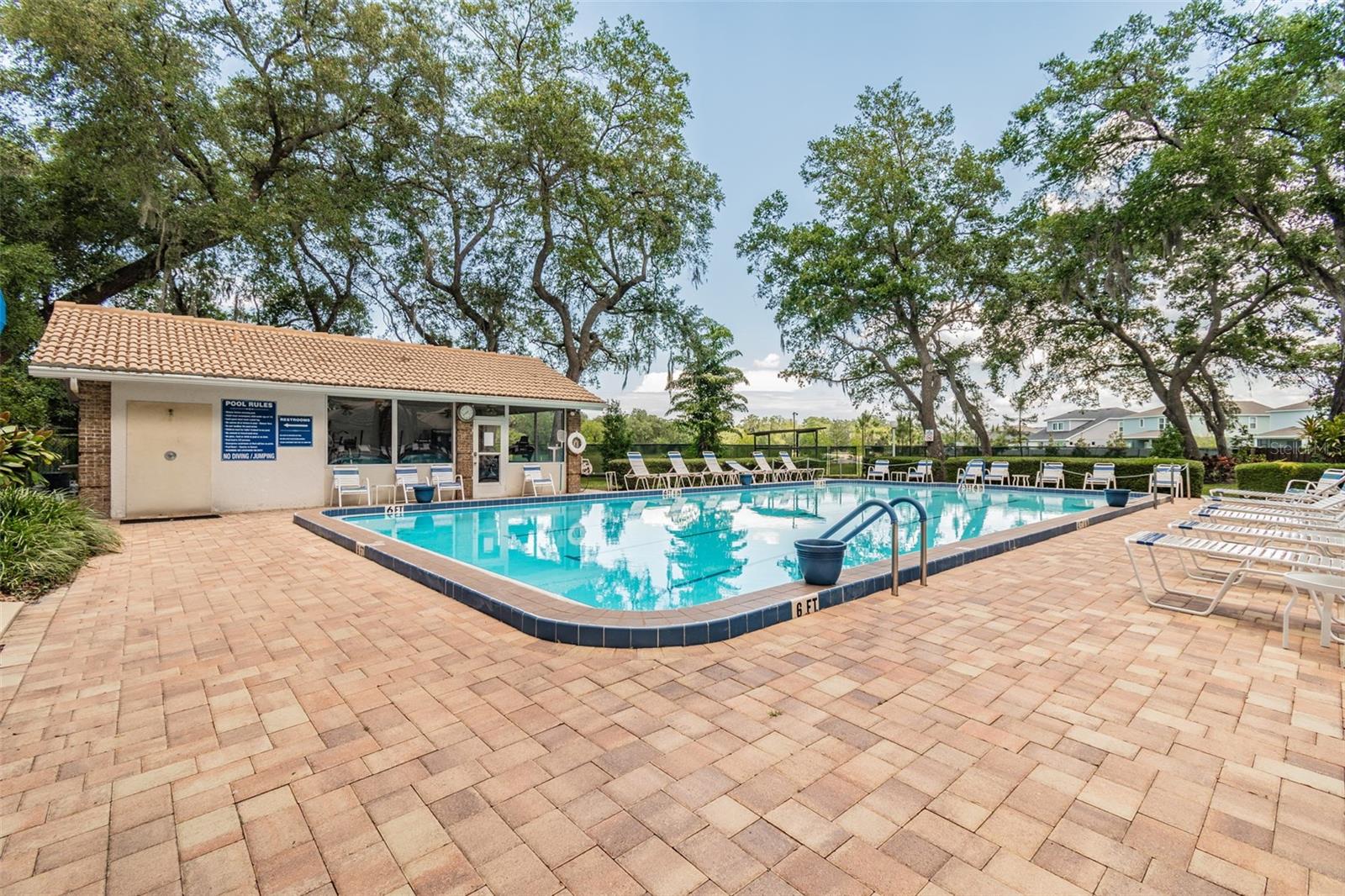 5611 GARDEN LAKES DR — photo 53