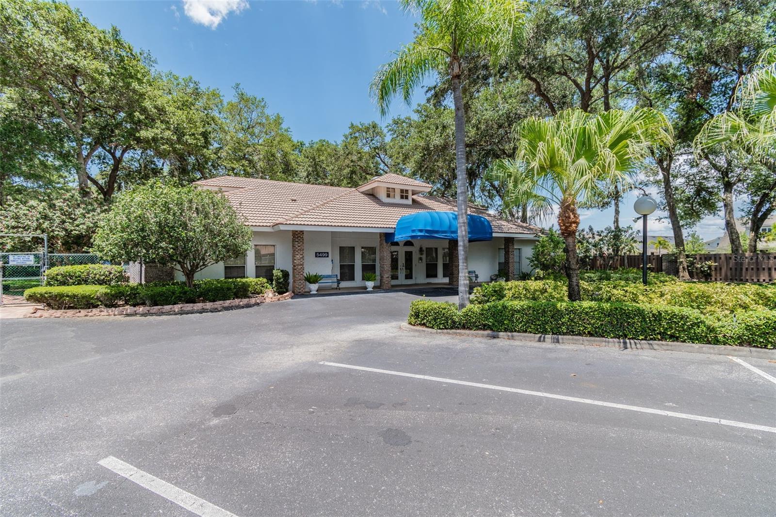 5611 GARDEN LAKES DR — photo 43