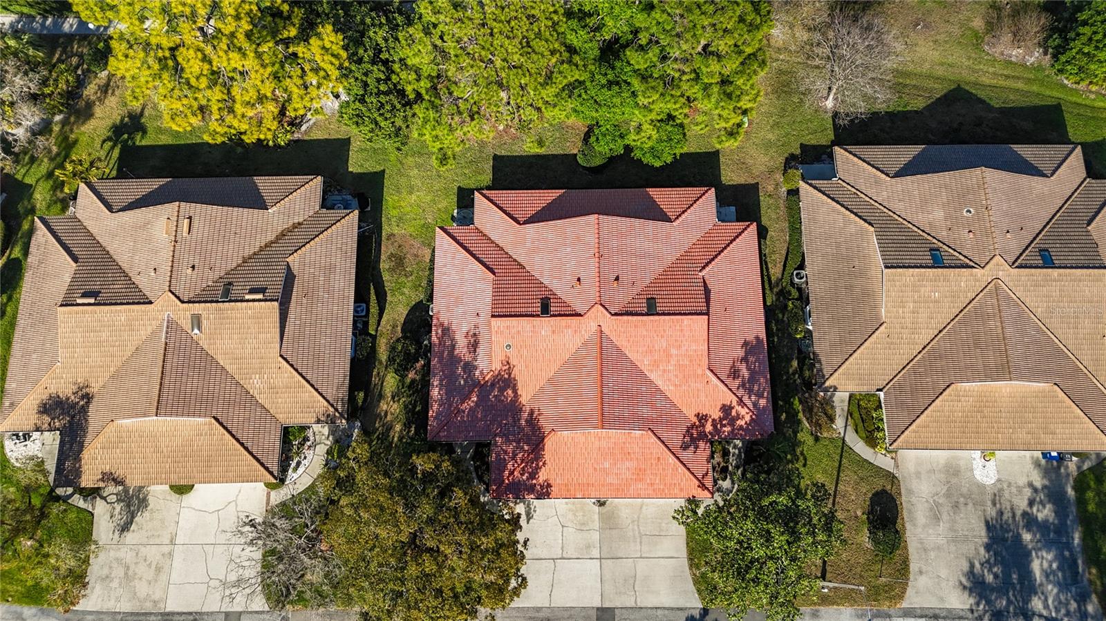 5611 GARDEN LAKES DR — photo 41