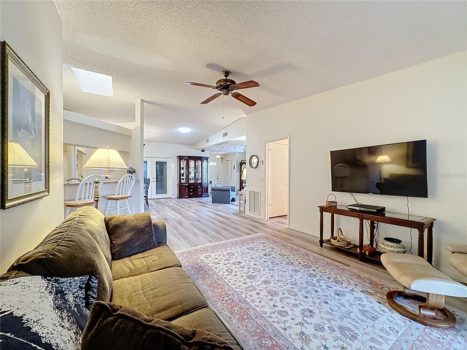 5611 GARDEN LAKES DR — photo 25