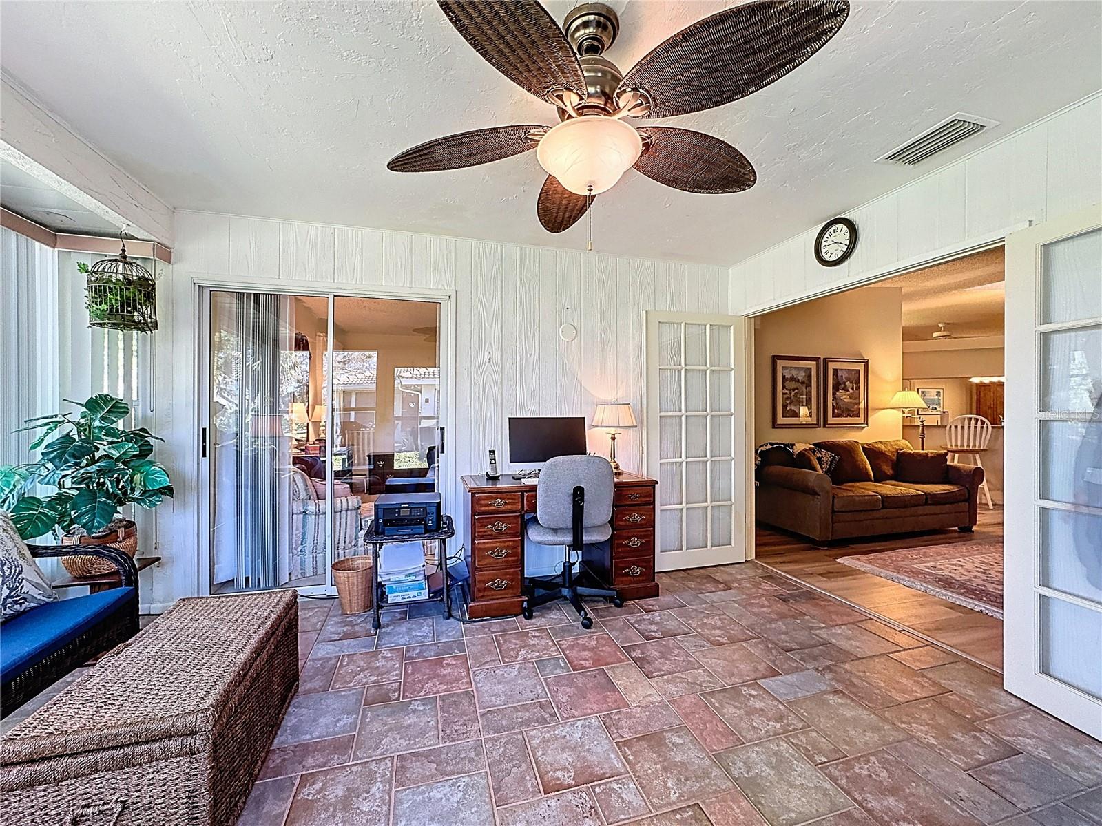 5611 GARDEN LAKES DR — photo 30