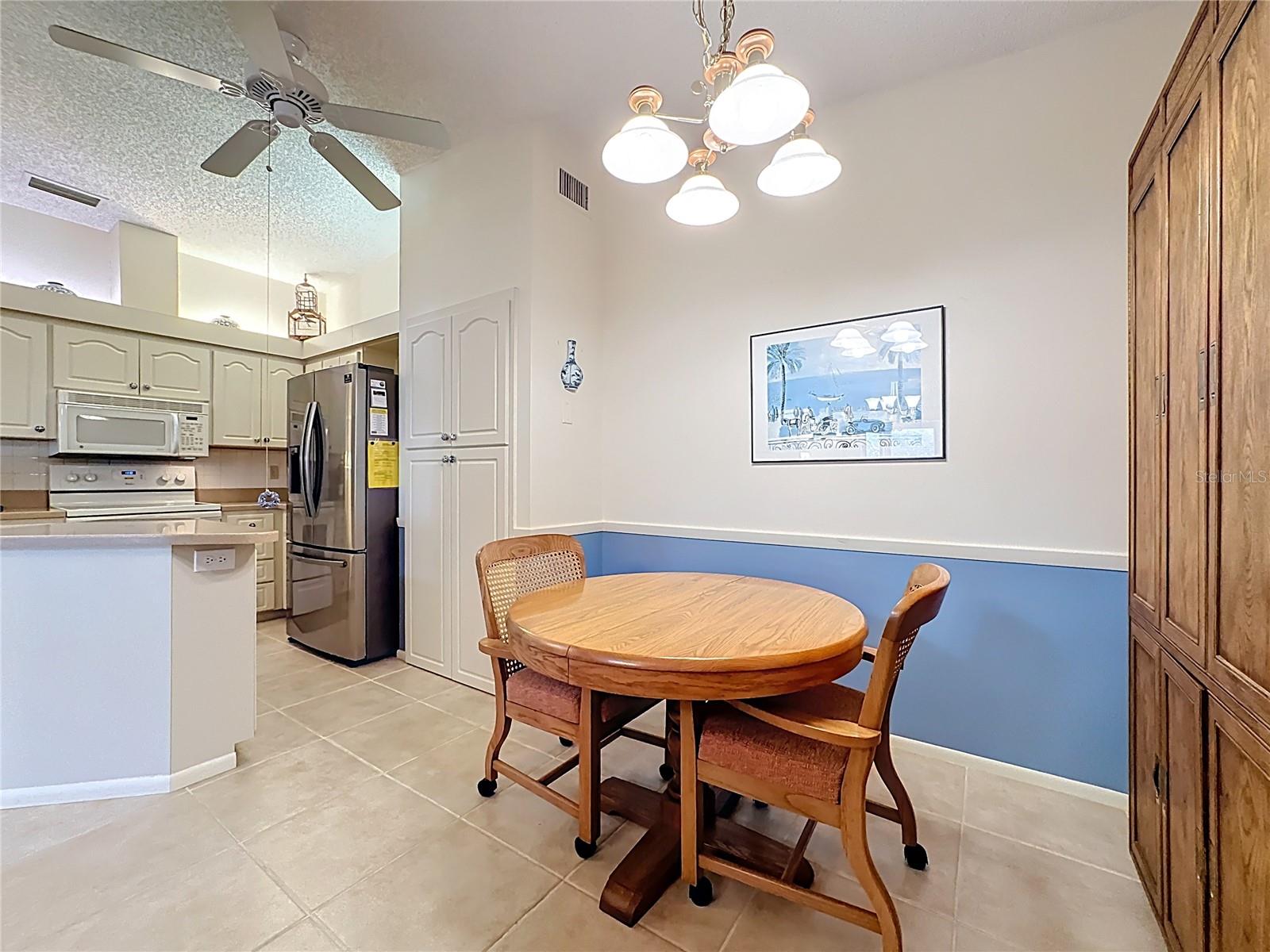 5611 GARDEN LAKES DR — photo 21