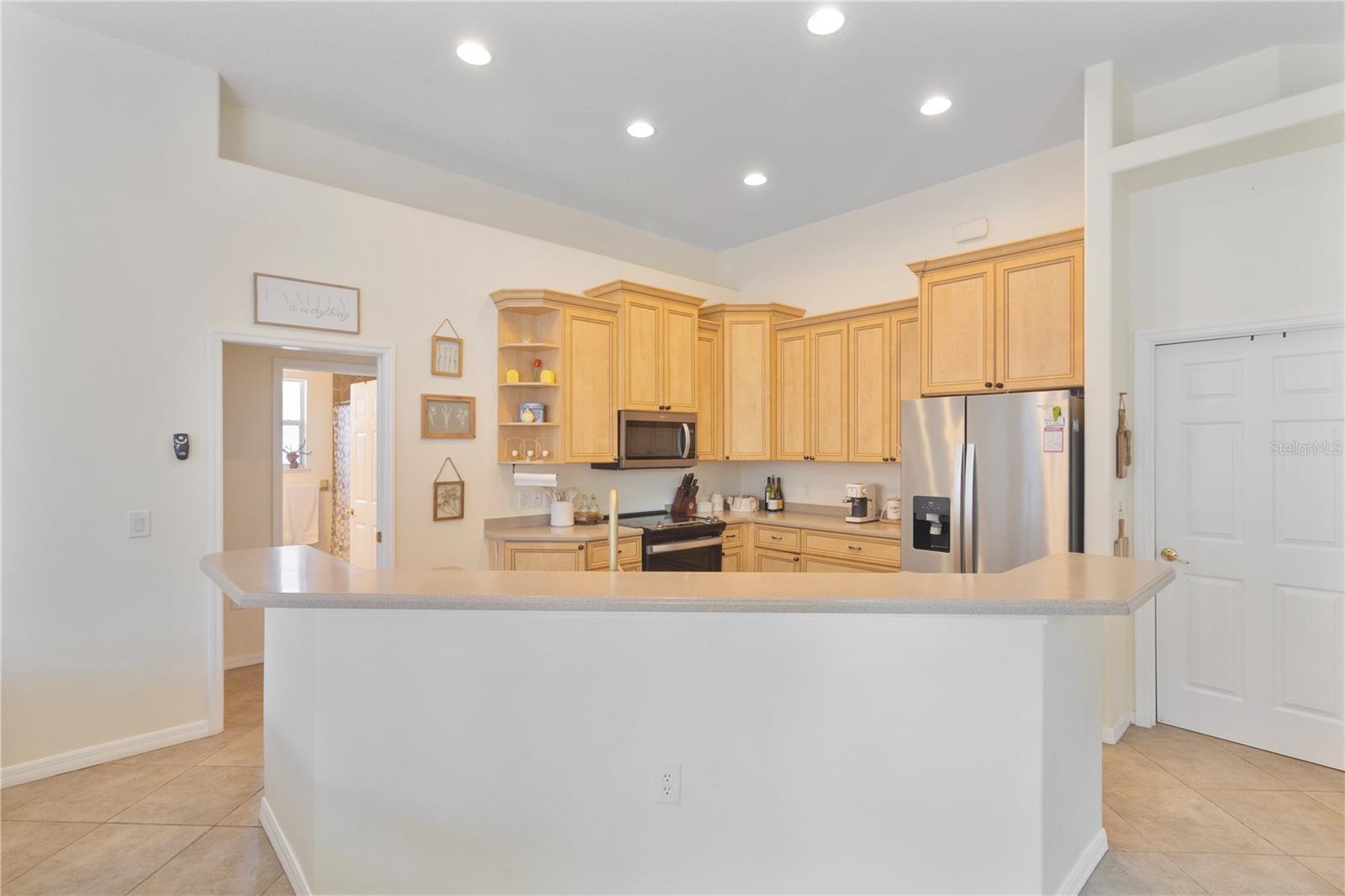 6603 LAPIDUS RD — photo 12