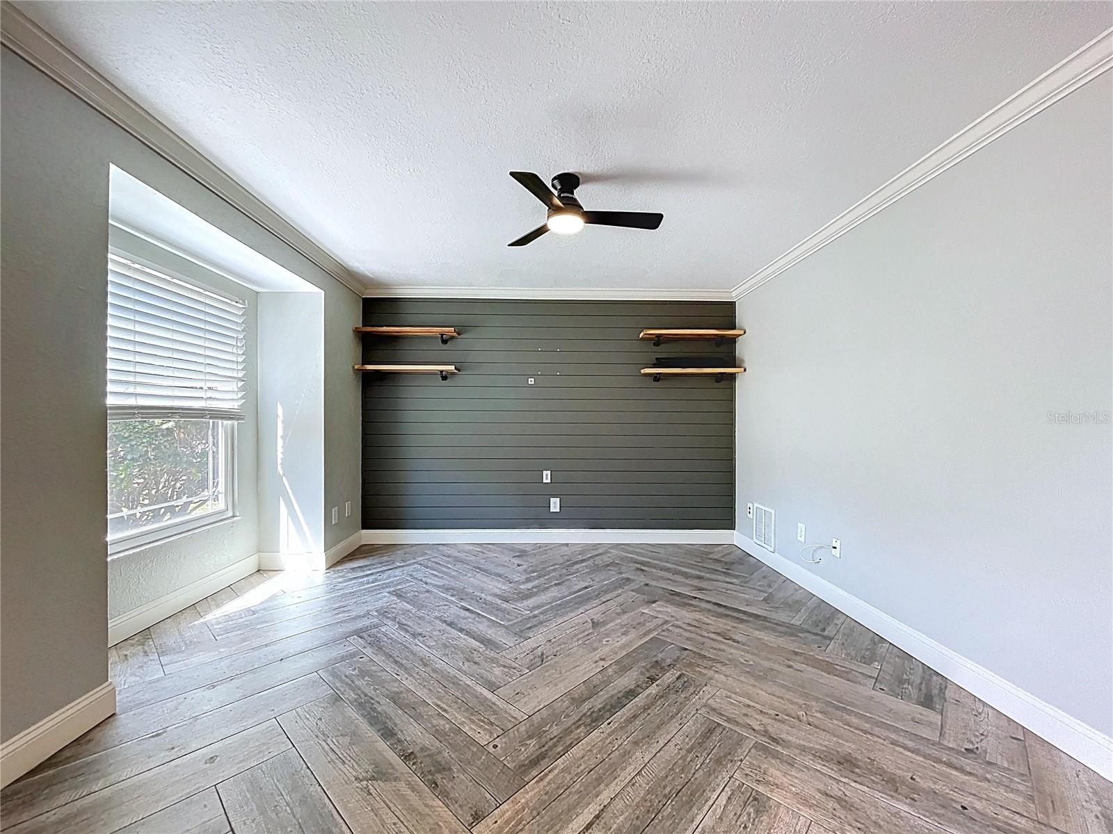 10655 LAKEVIEW DR — photo 4