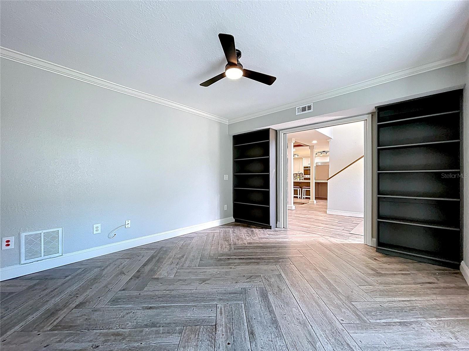 10655 LAKEVIEW DR — photo 5