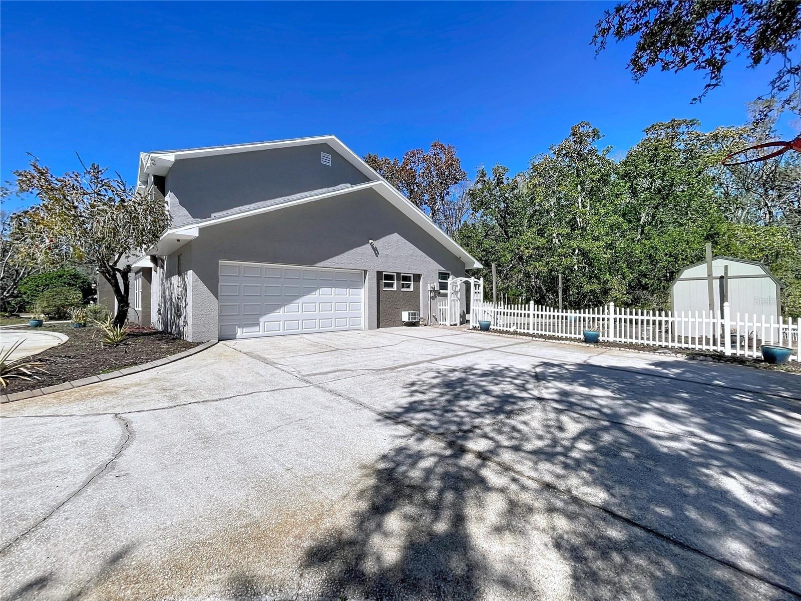 10655 LAKEVIEW DR — photo 70