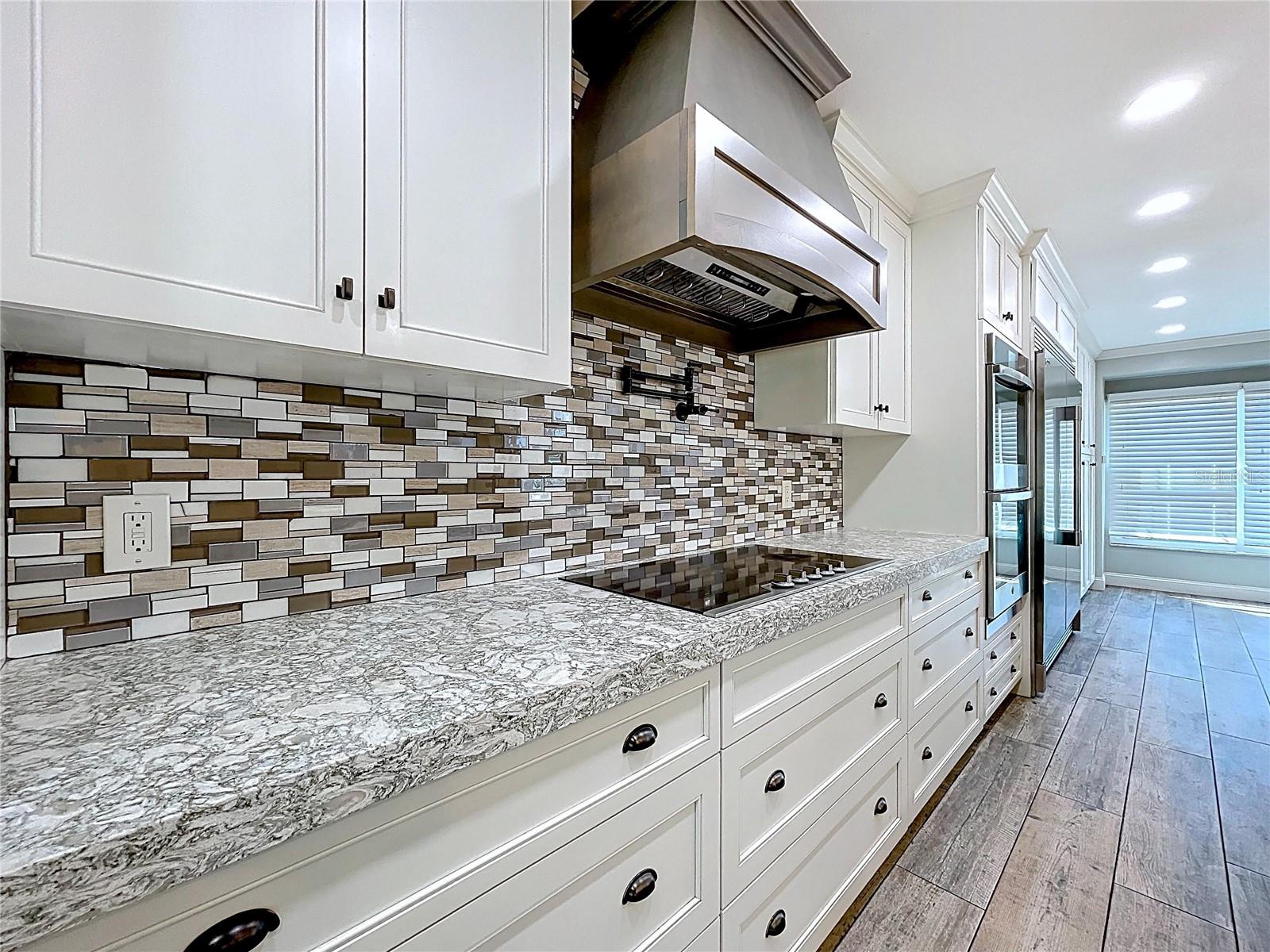10655 LAKEVIEW DR — photo 11