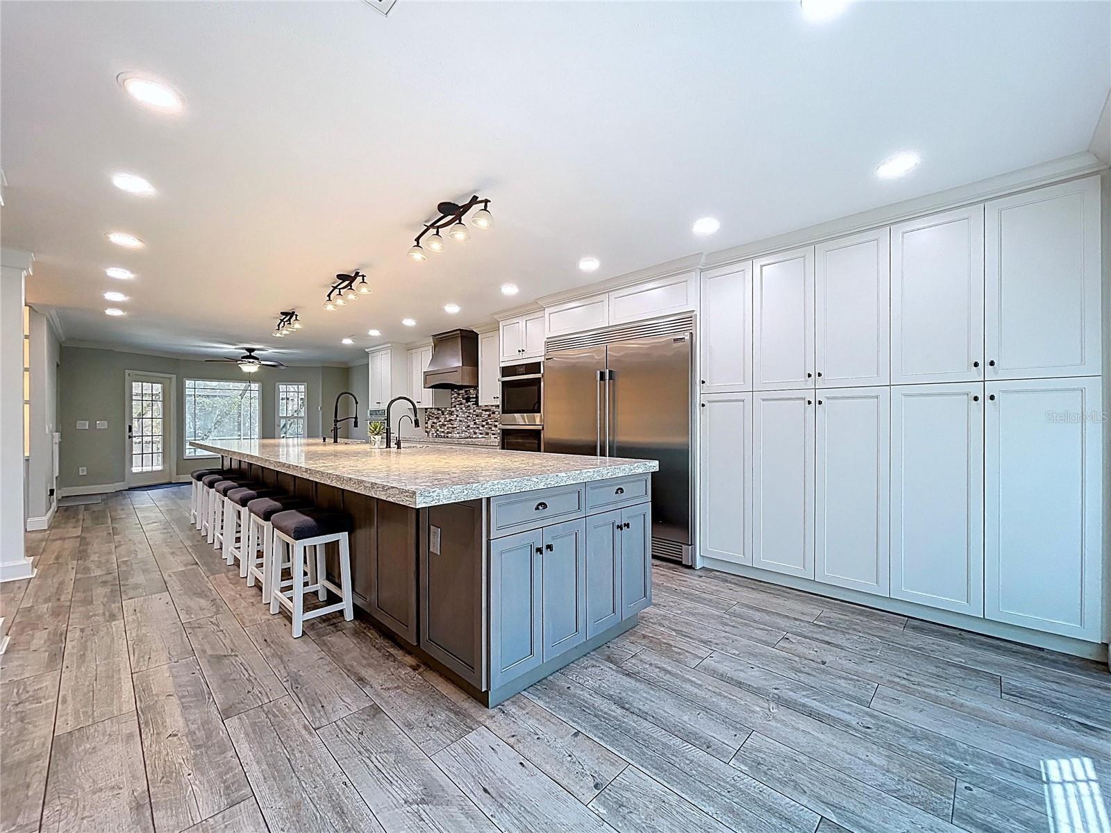10655 LAKEVIEW DR — photo 9