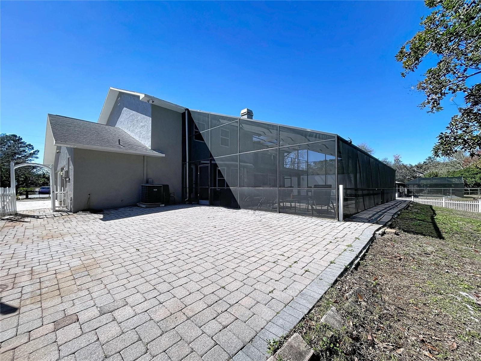 10655 LAKEVIEW DR — photo 65