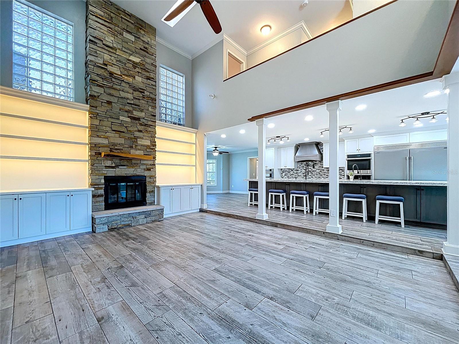 10655 LAKEVIEW DR — photo 17