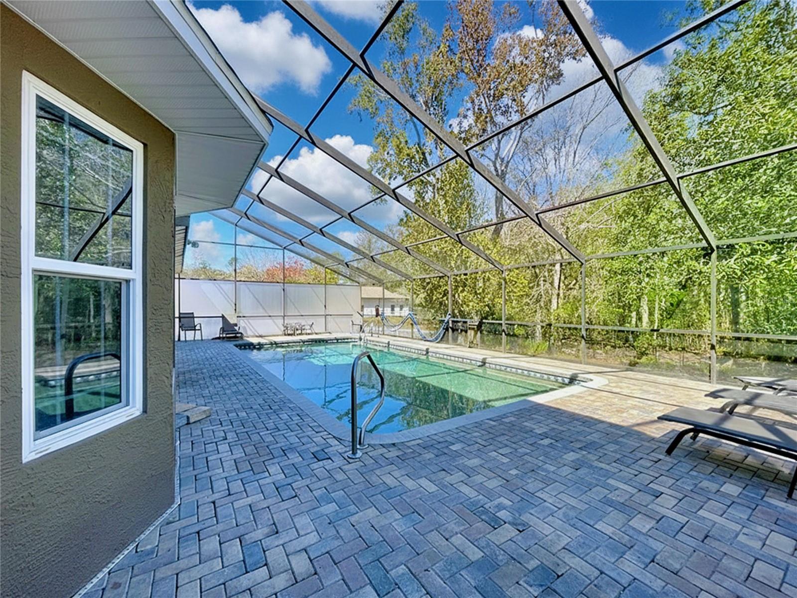 10655 LAKEVIEW DR — photo 60