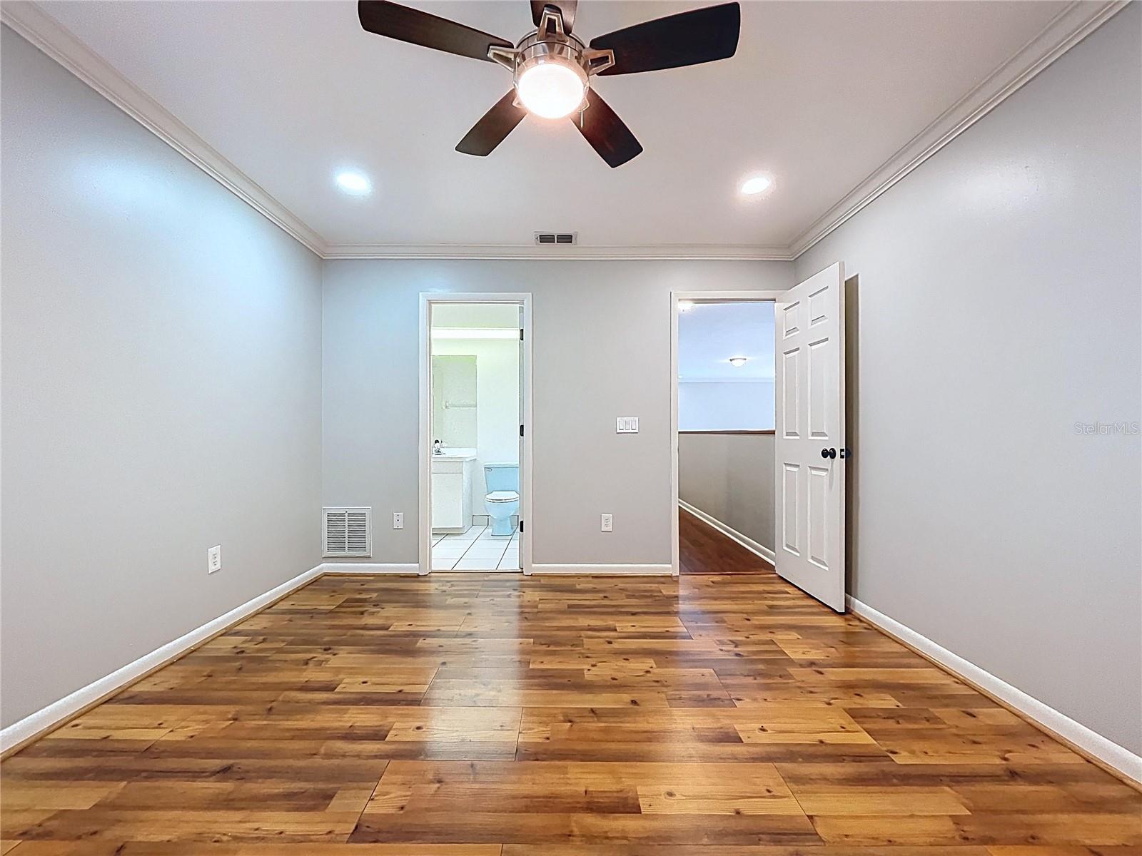 10655 LAKEVIEW DR — photo 51