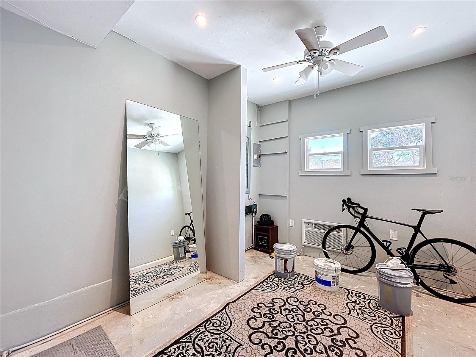 10655 LAKEVIEW DR — photo 72
