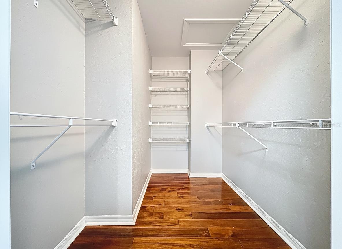 10655 LAKEVIEW DR — photo 35