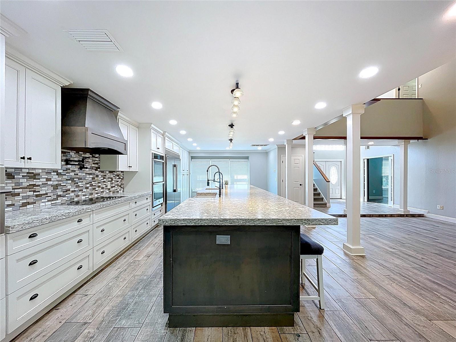10655 LAKEVIEW DR — photo 12