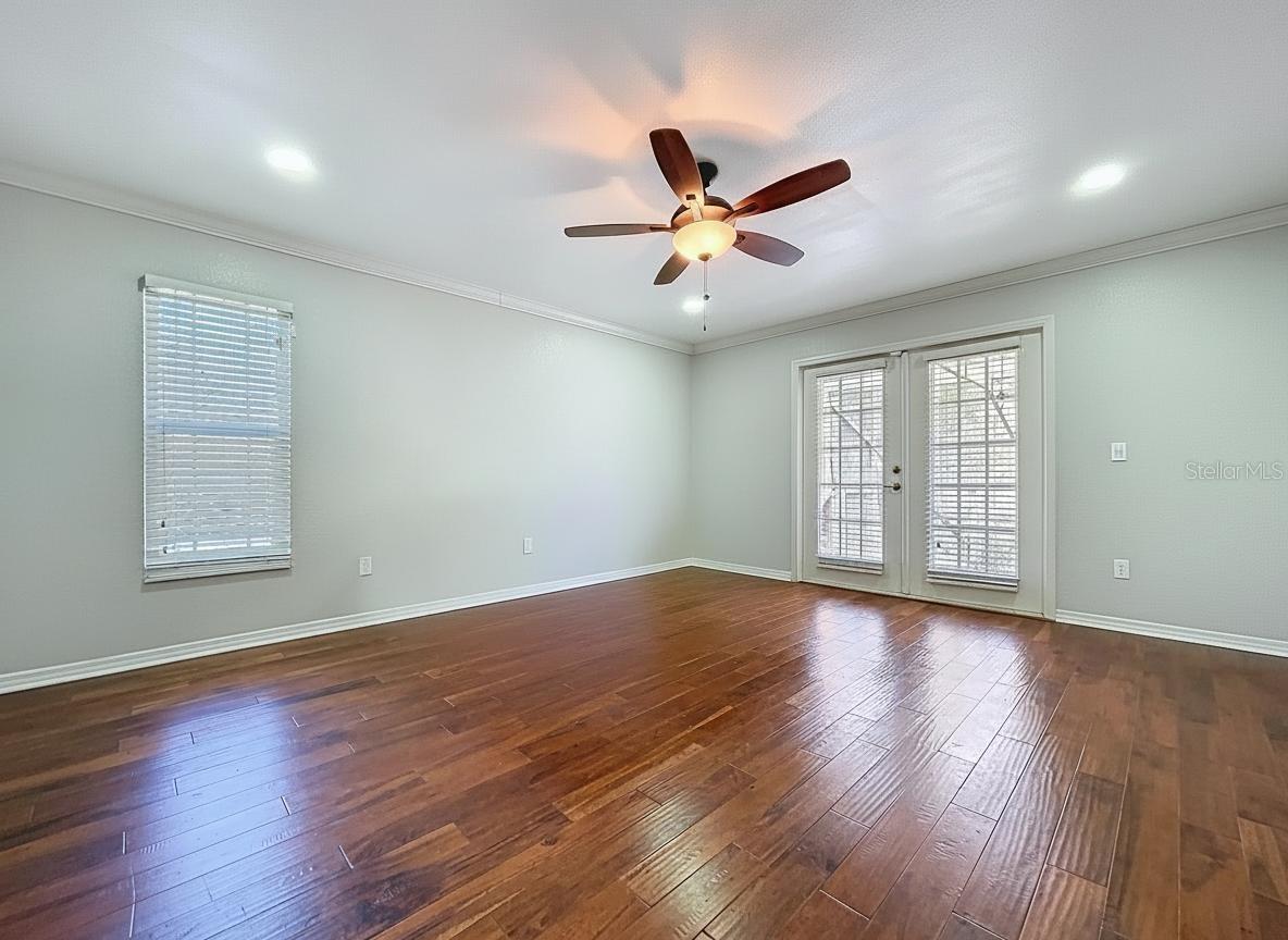10655 LAKEVIEW DR — photo 34