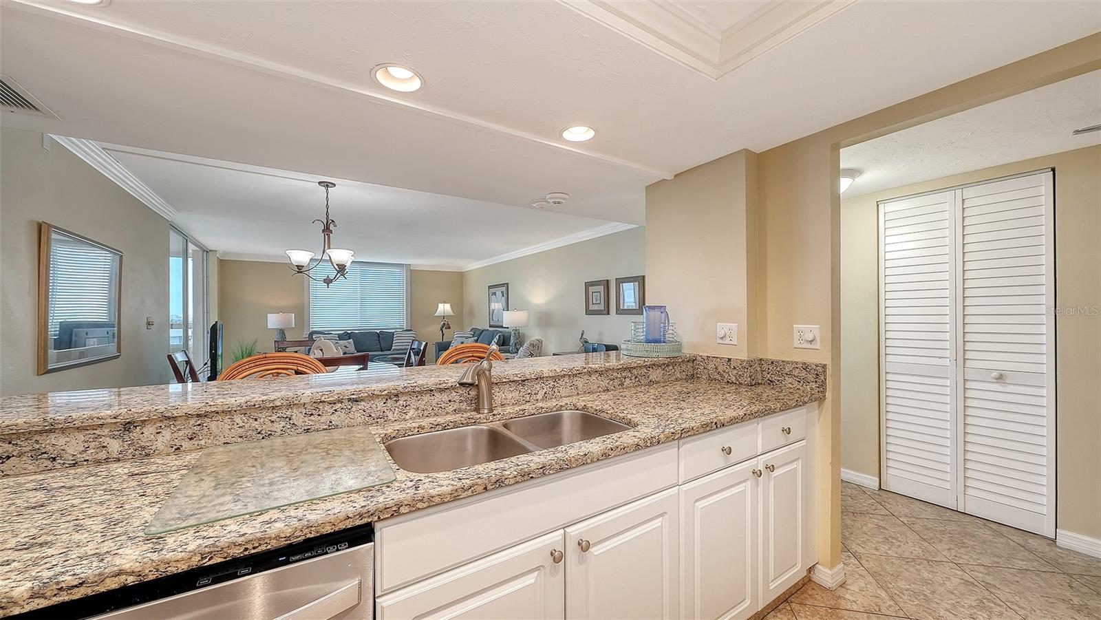 5920 MIDNIGHT PASS RD #1003 — photo 16