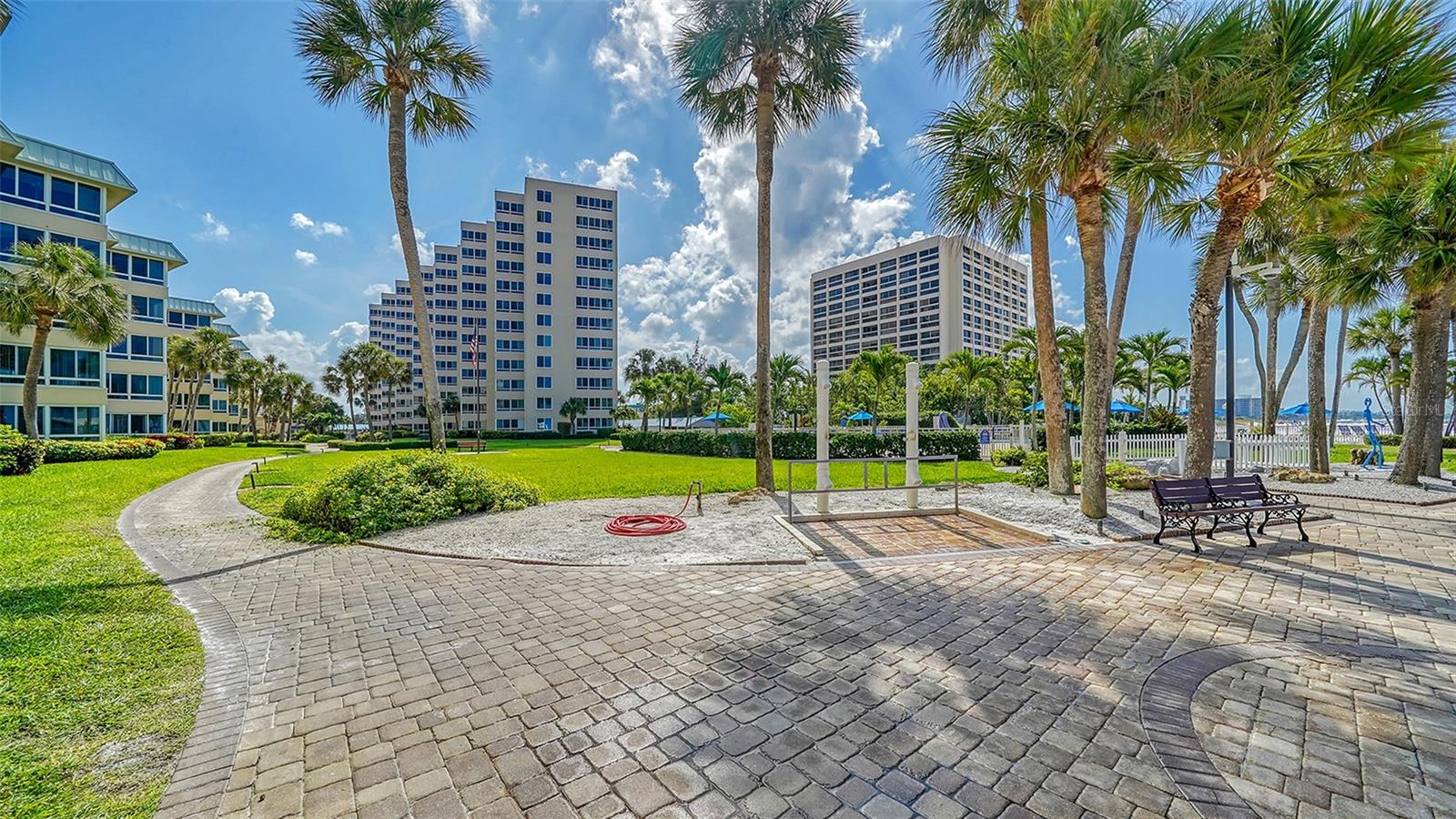 5920 MIDNIGHT PASS RD #1003 — photo 41