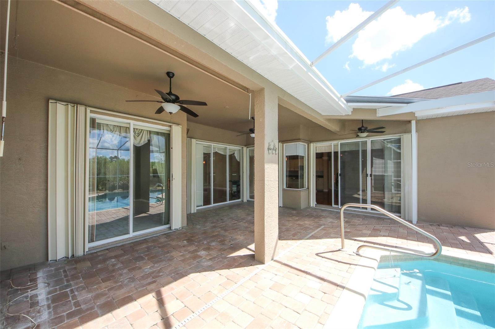 8506 CORAL CREEK LOOP — photo 29