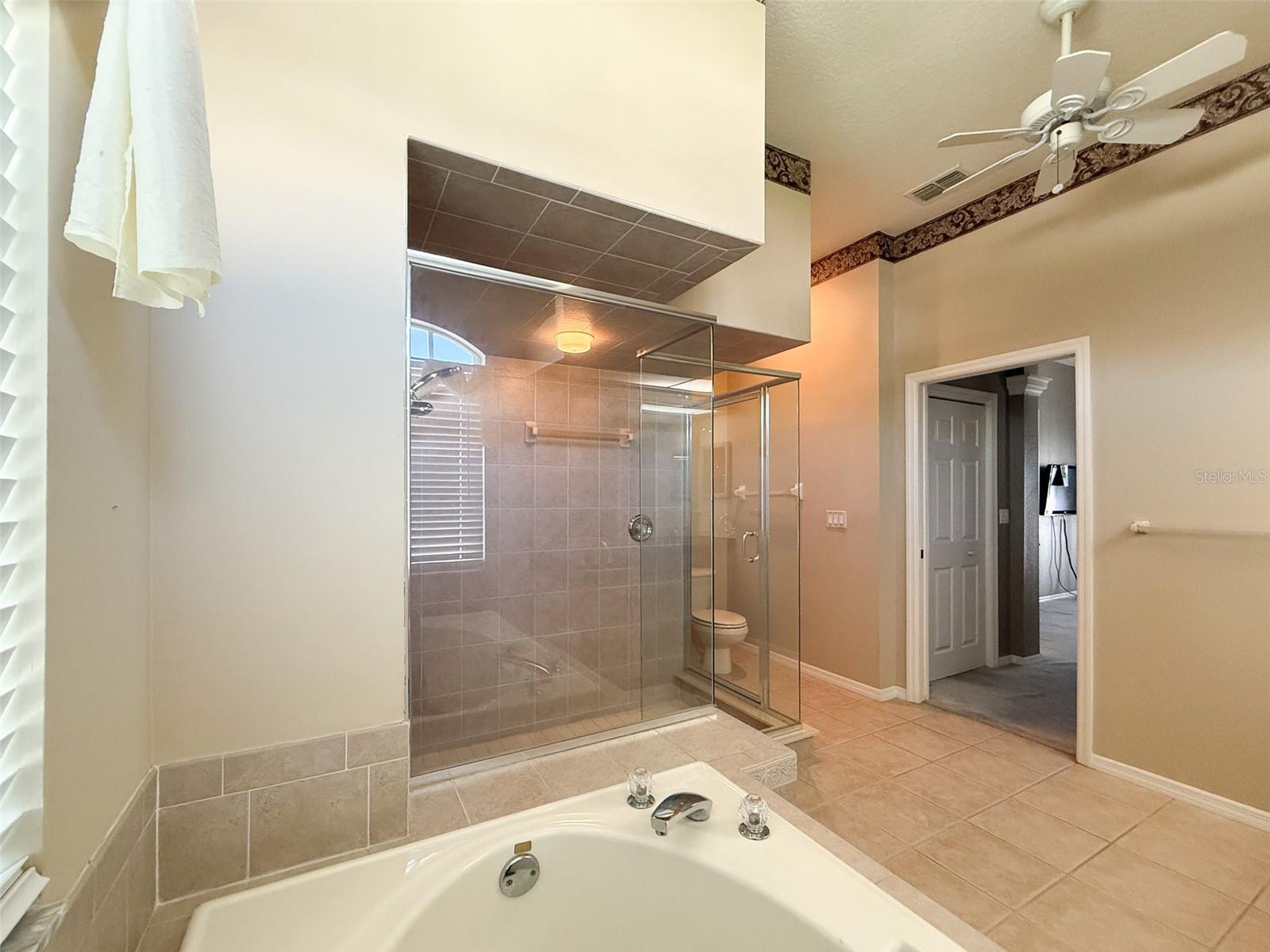 8506 CORAL CREEK LOOP — photo 17