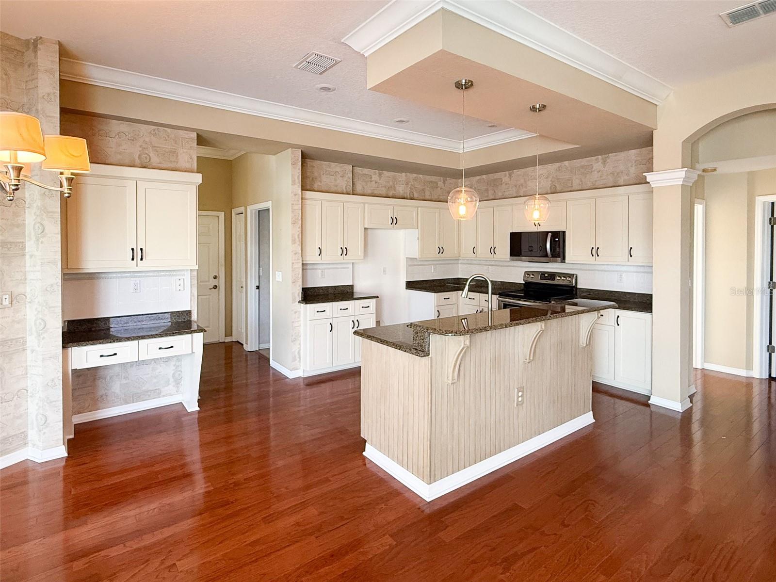 8506 CORAL CREEK LOOP — photo 19