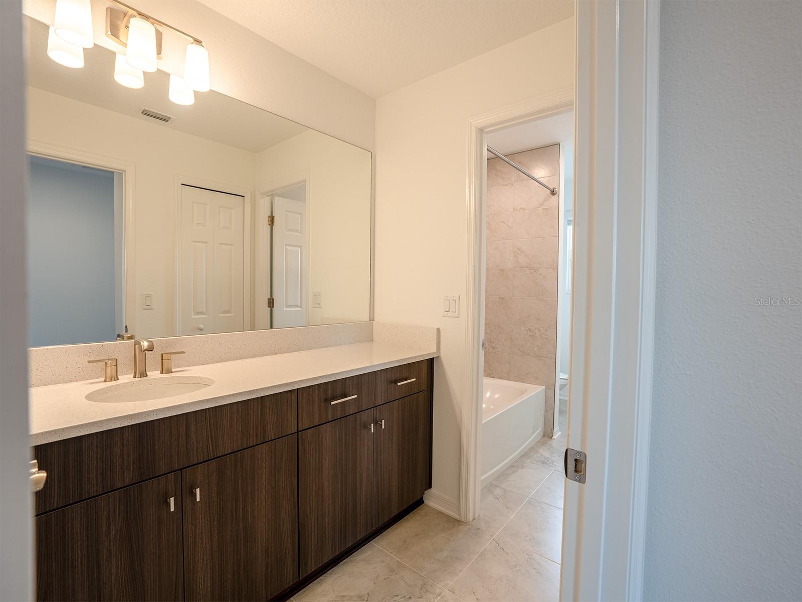 5836 TIMBERDALE AVE — photo 45