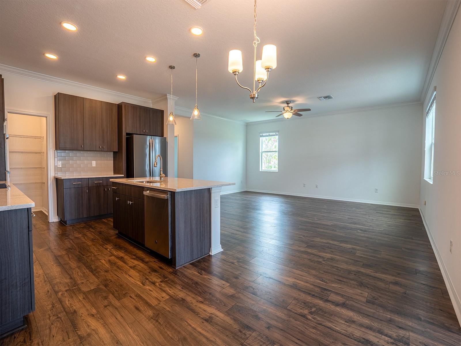 5836 TIMBERDALE AVE — photo 9