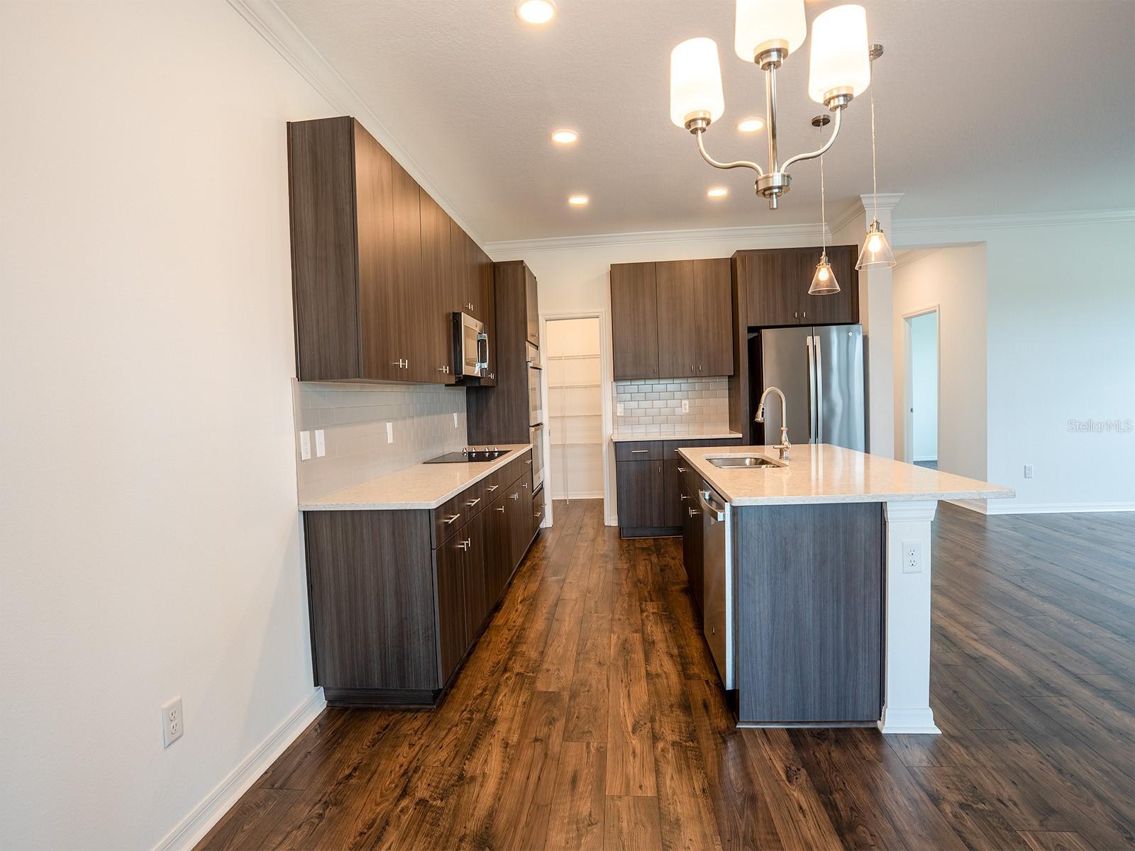 5836 TIMBERDALE AVE — photo 11