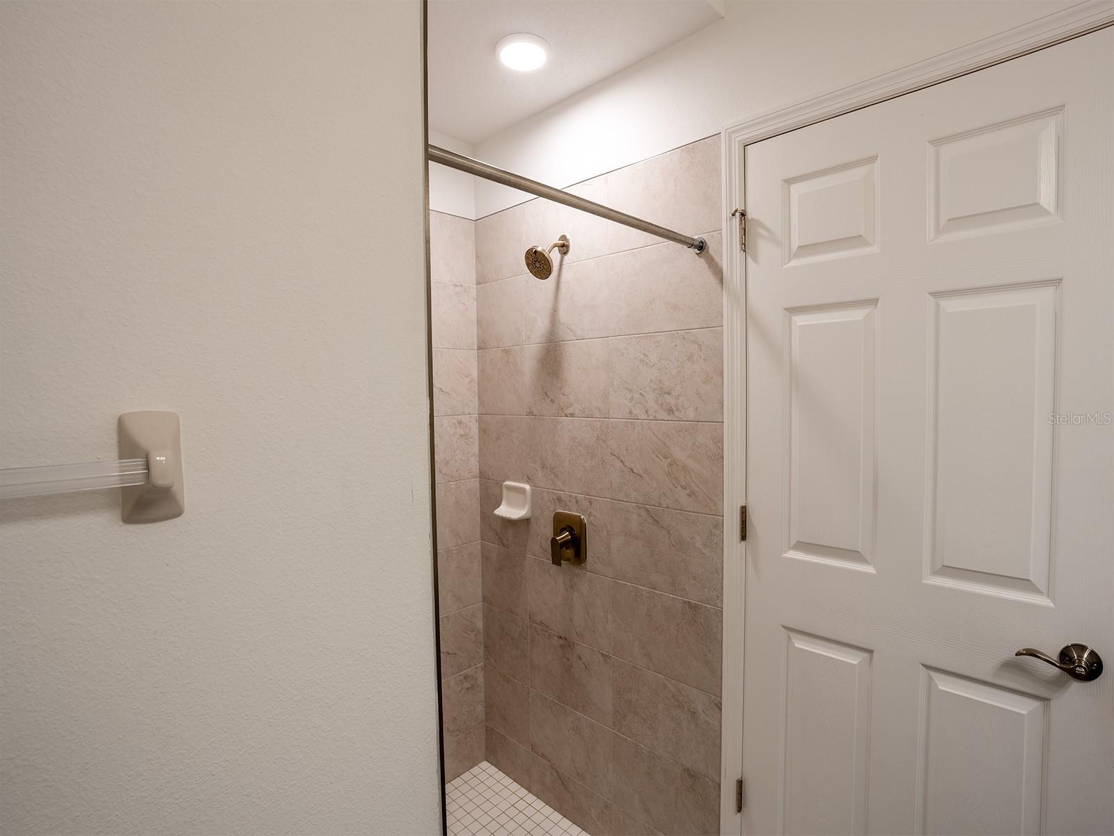5836 TIMBERDALE AVE — photo 21