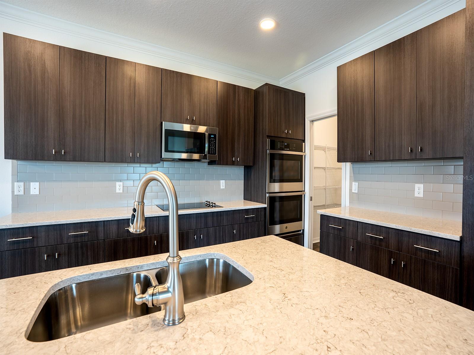 5836 TIMBERDALE AVE — photo 13