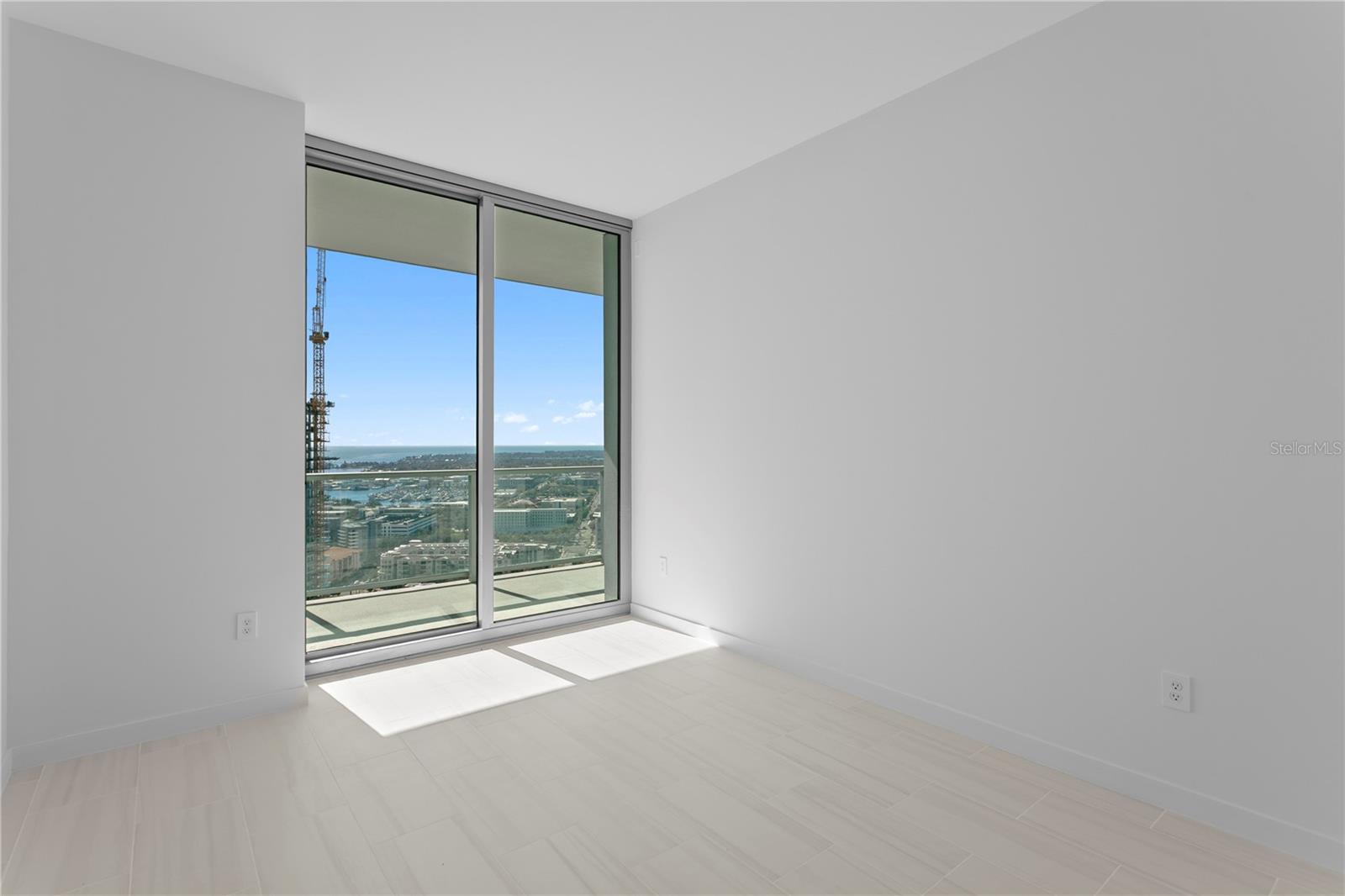 400 CENTRAL AVE #2806 — photo 36