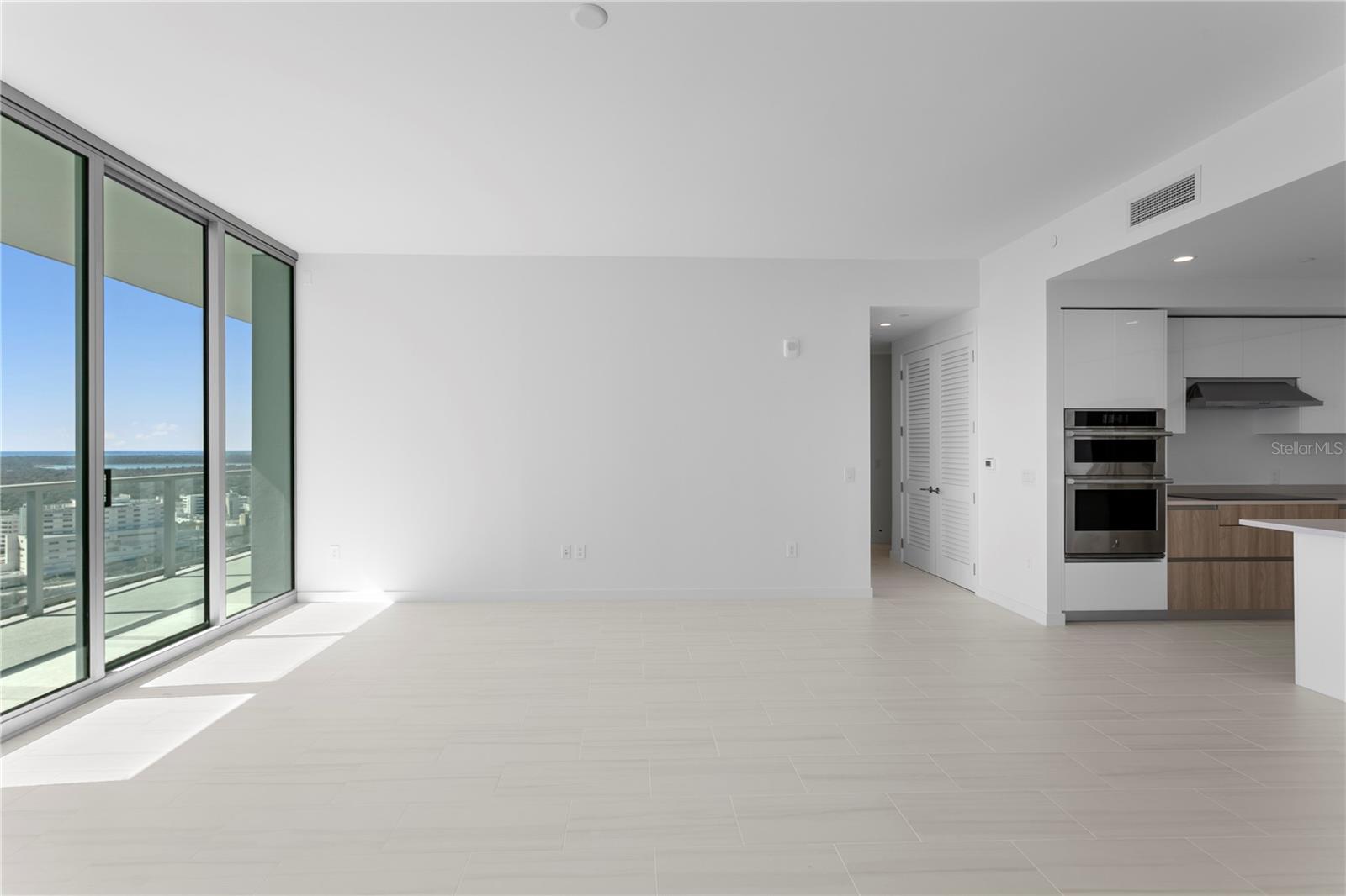 400 CENTRAL AVE #2806 — photo 35