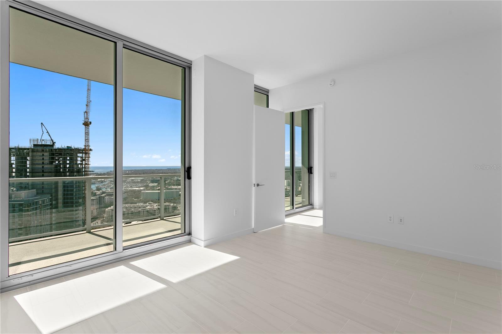 400 CENTRAL AVE #2806 — photo 34