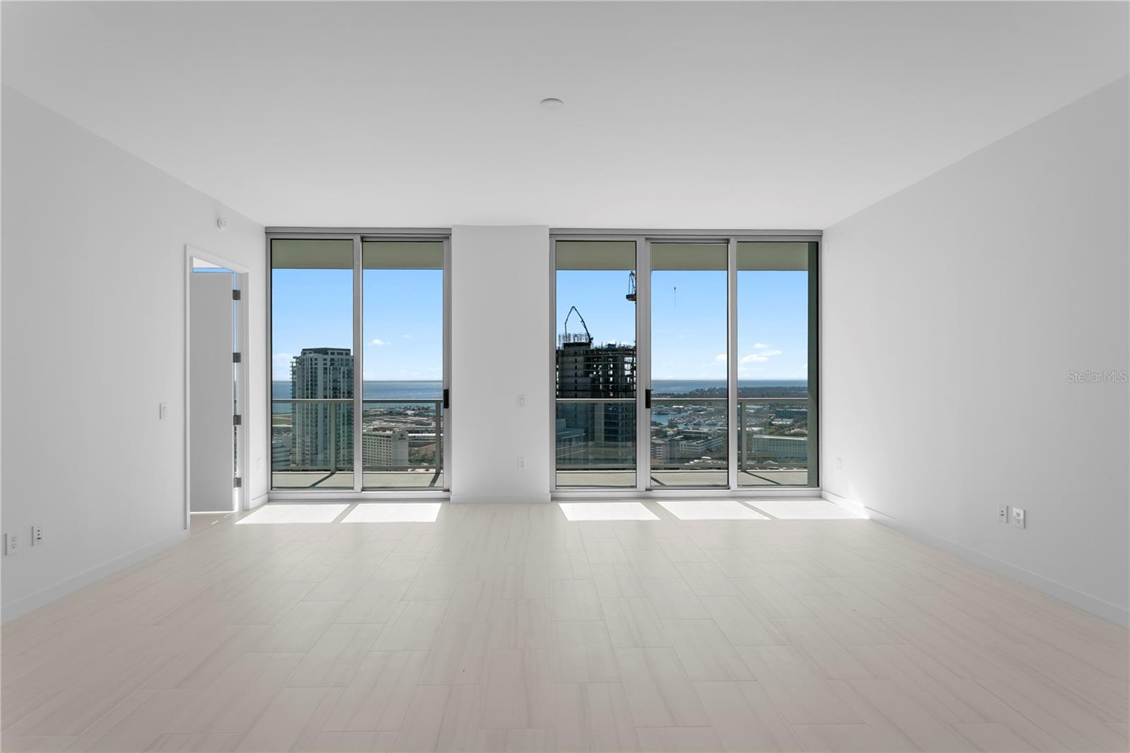 400 CENTRAL AVE #2806 — photo 22