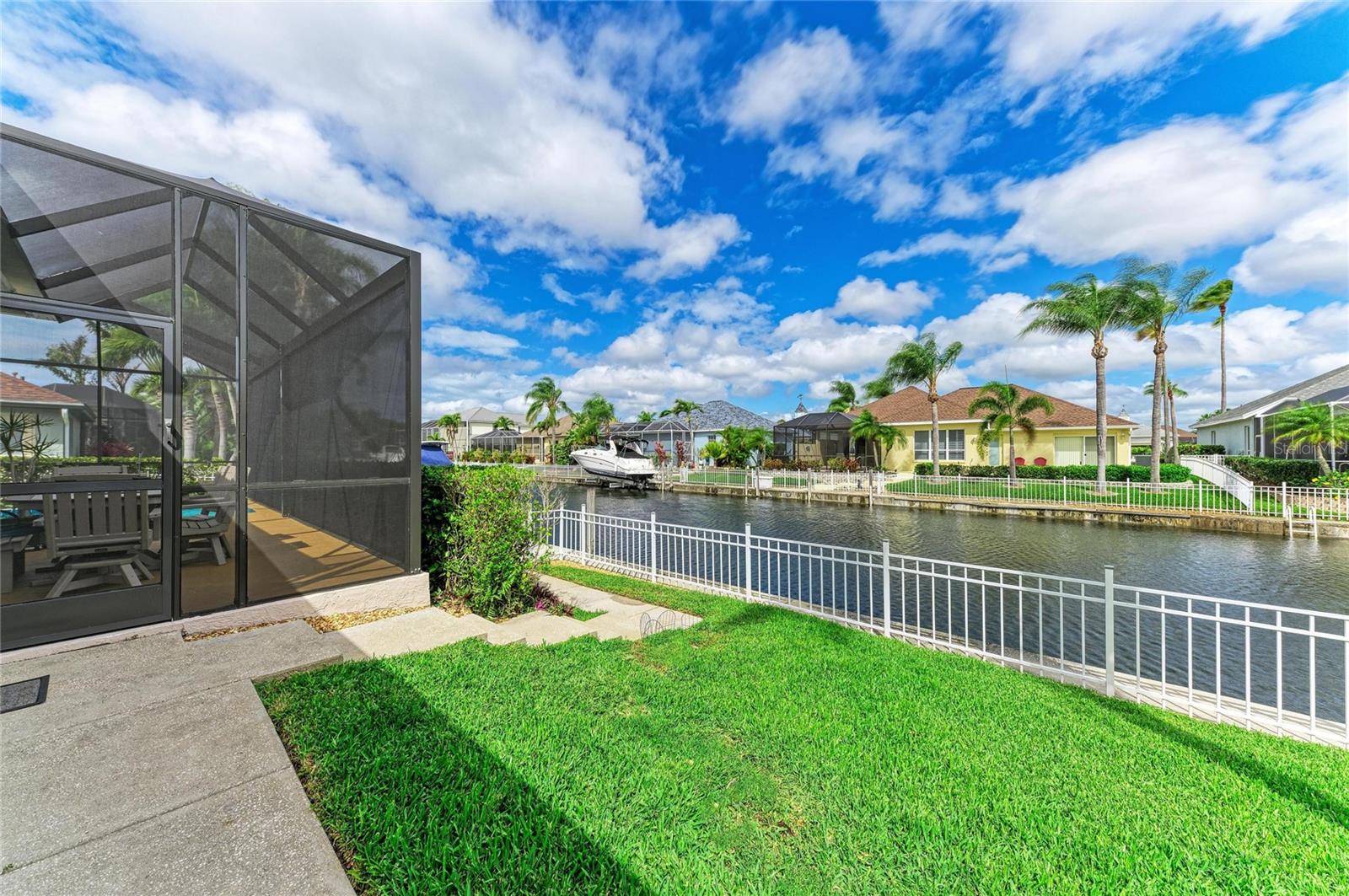 4735 SPINNAKER DR — photo 32