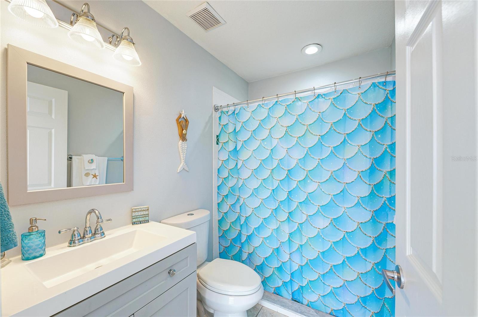 4735 SPINNAKER DR — photo 27