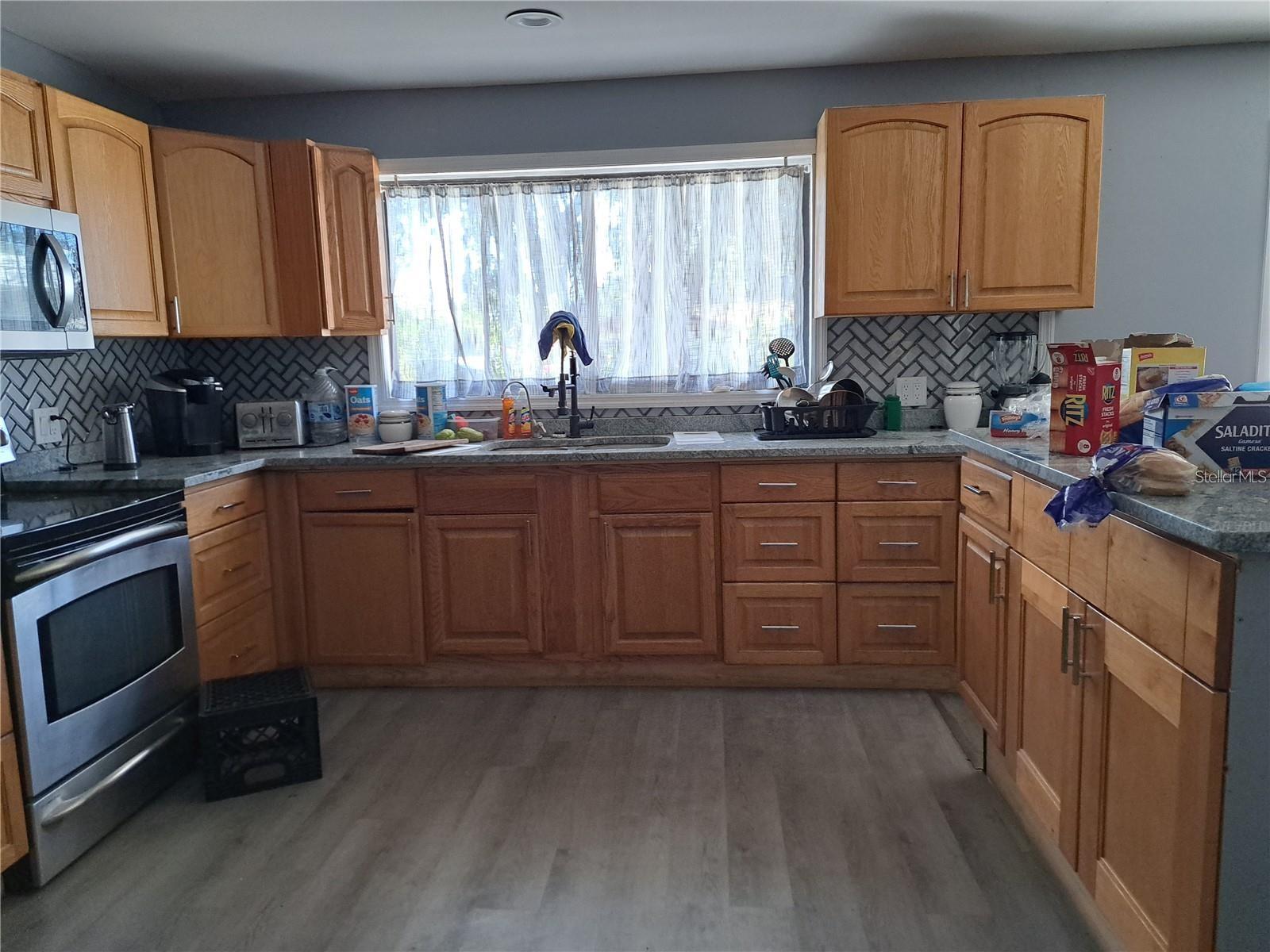 2814 N MARYLAND AVE — photo 15