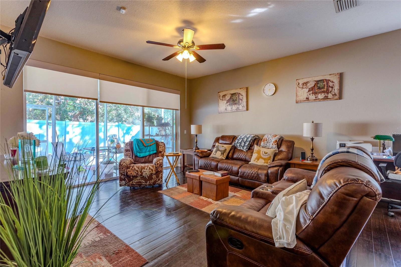 6803 GUILFORD CREST DR — photo 22