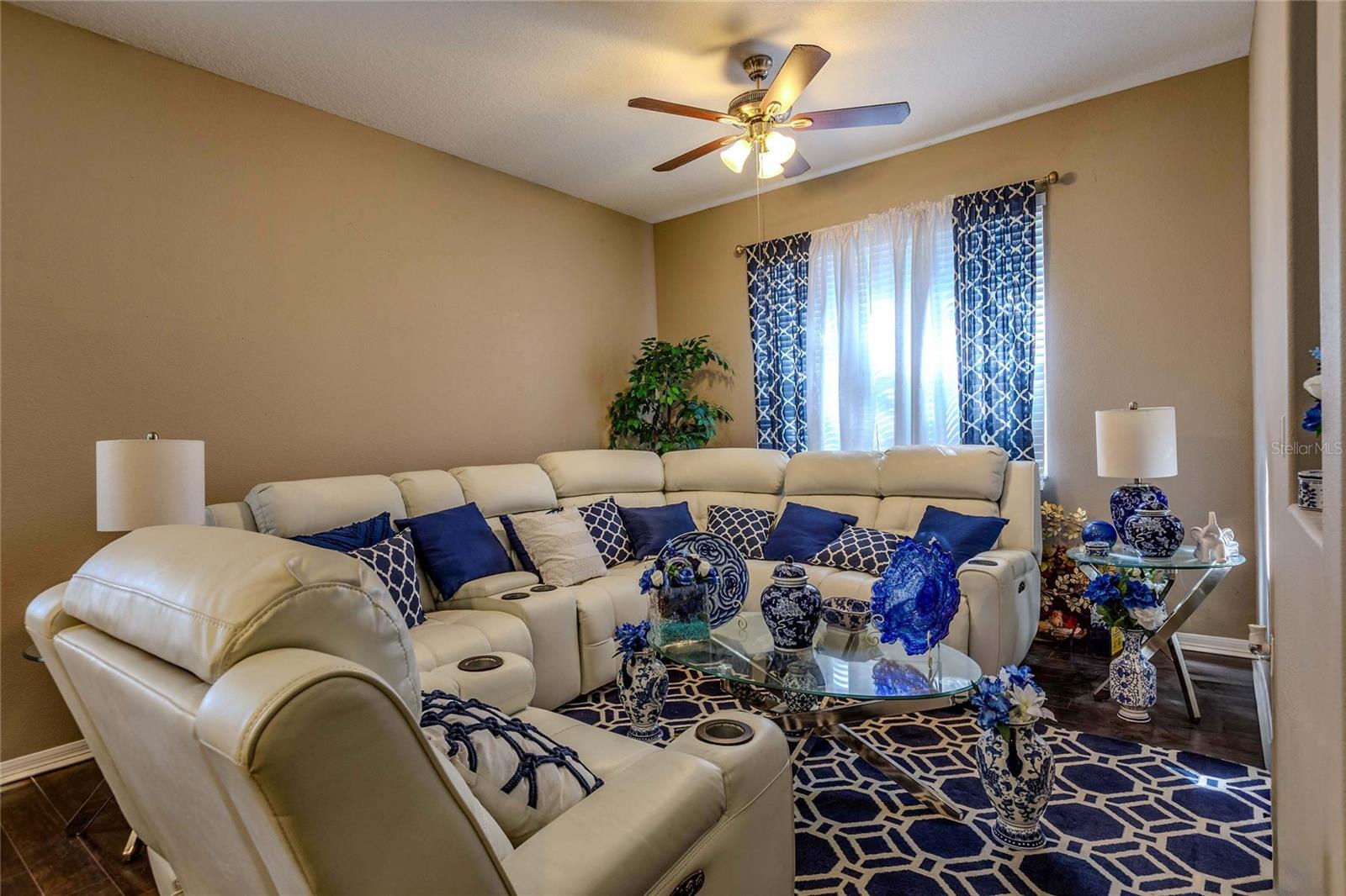 6803 GUILFORD CREST DR — photo 7