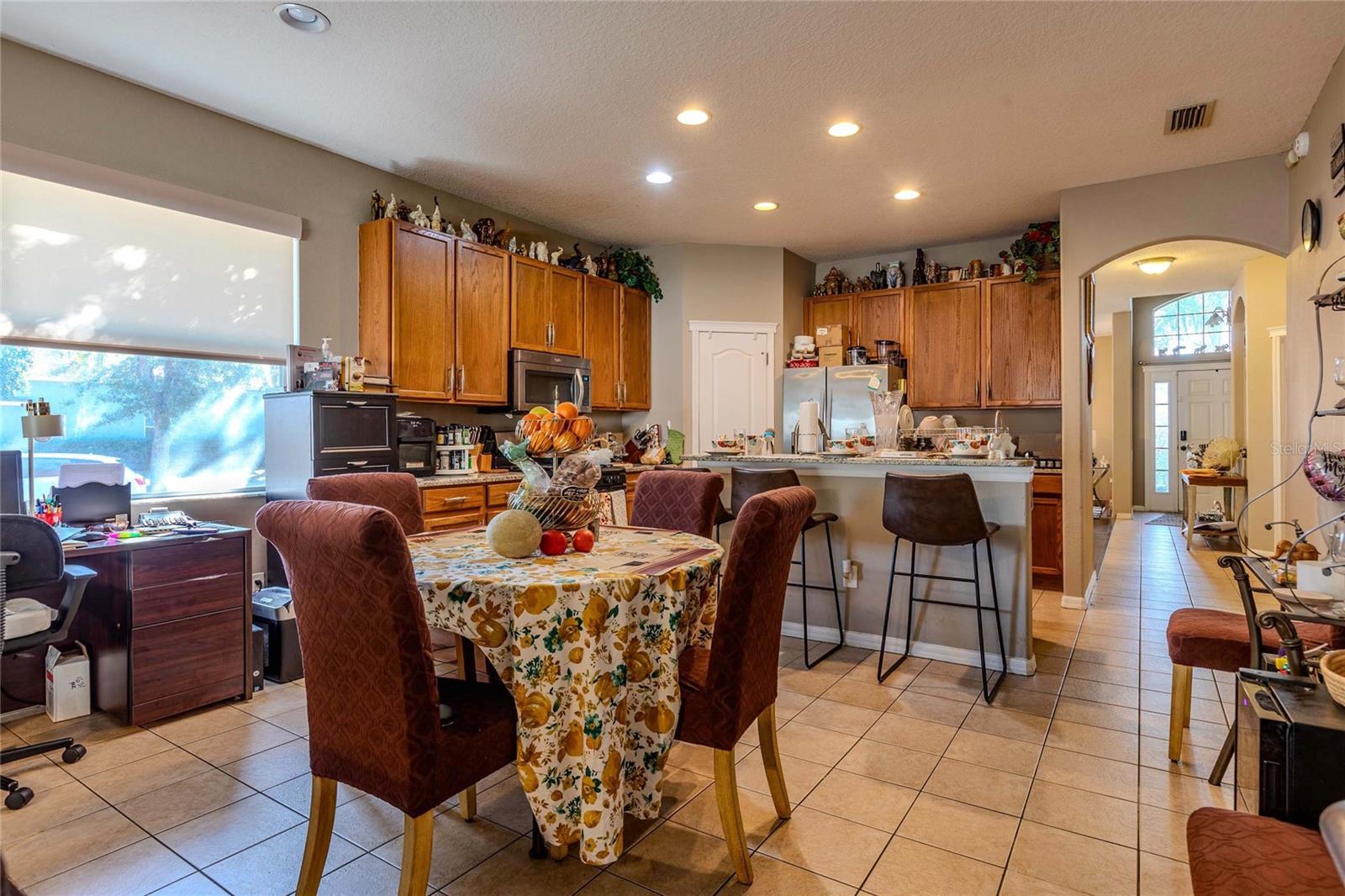 6803 GUILFORD CREST DR — photo 13