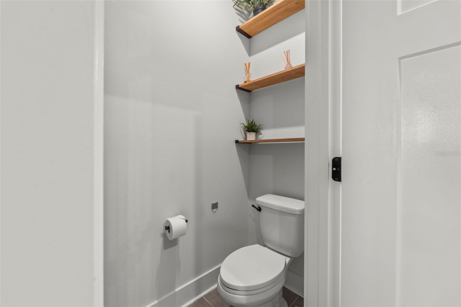 1299 SAVONA DR NE — photo 35