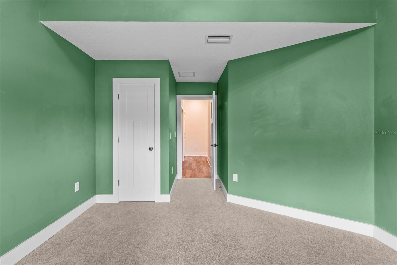 1299 SAVONA DR NE — photo 50