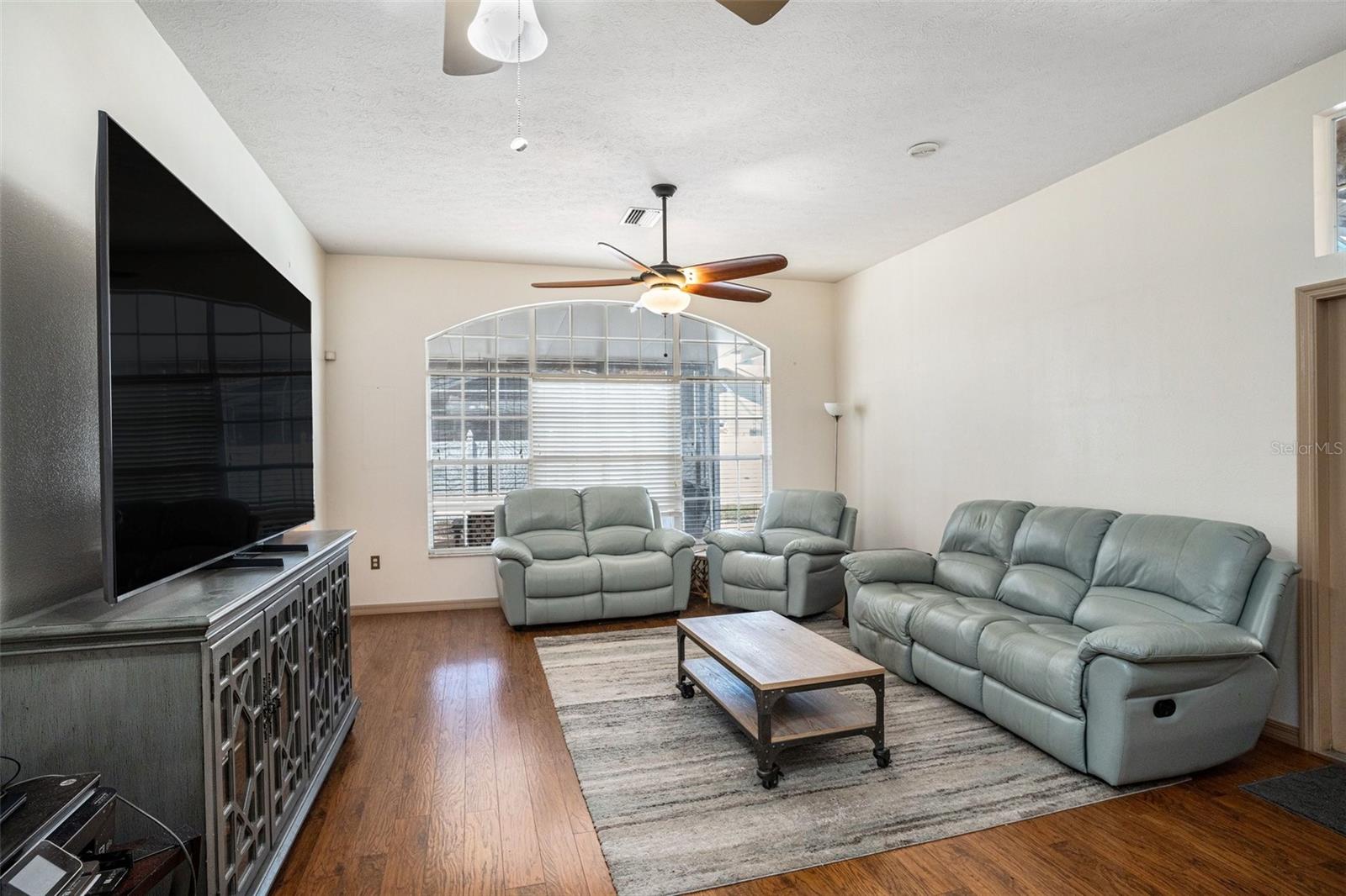 7741 DAMASK LN — photo 5