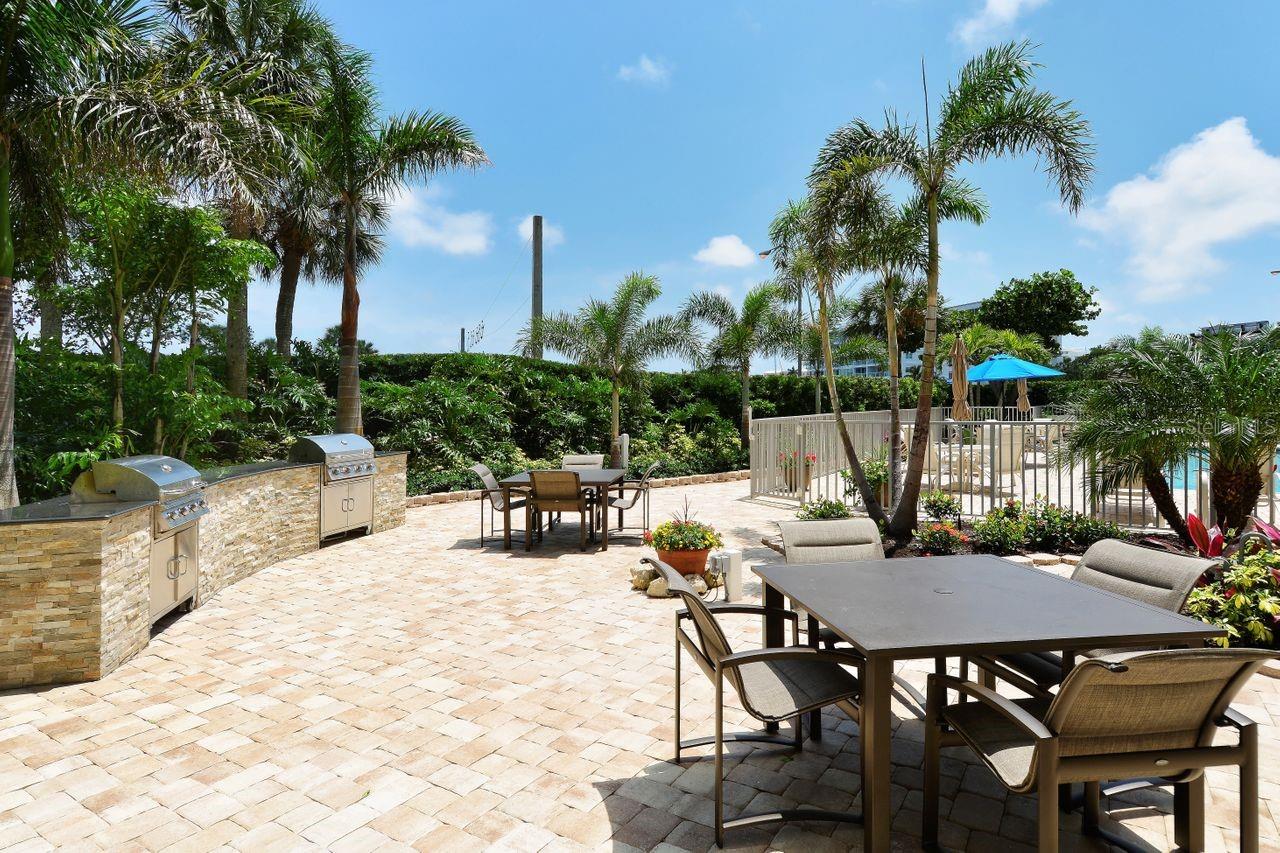 1111 N GULFSTREAM AVE #4E — photo 30