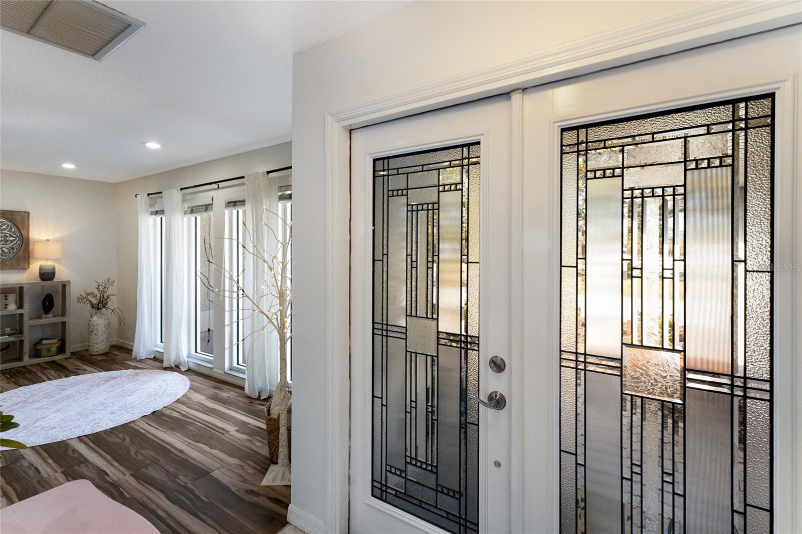 1516 FOX CREEK DR — photo 16