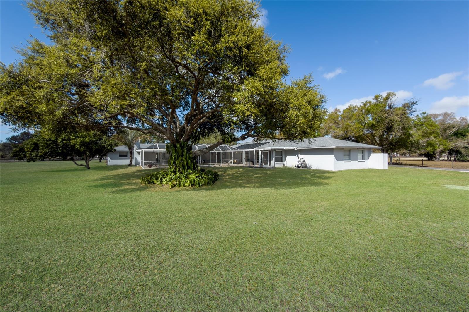 1516 FOX CREEK DR — photo 88