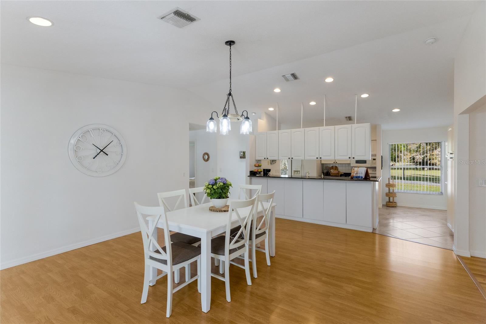 1516 FOX CREEK DR — photo 51