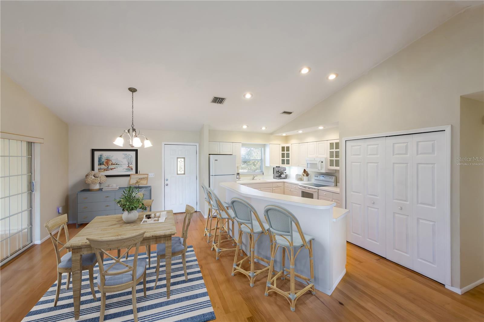 1516 FOX CREEK DR — photo 69