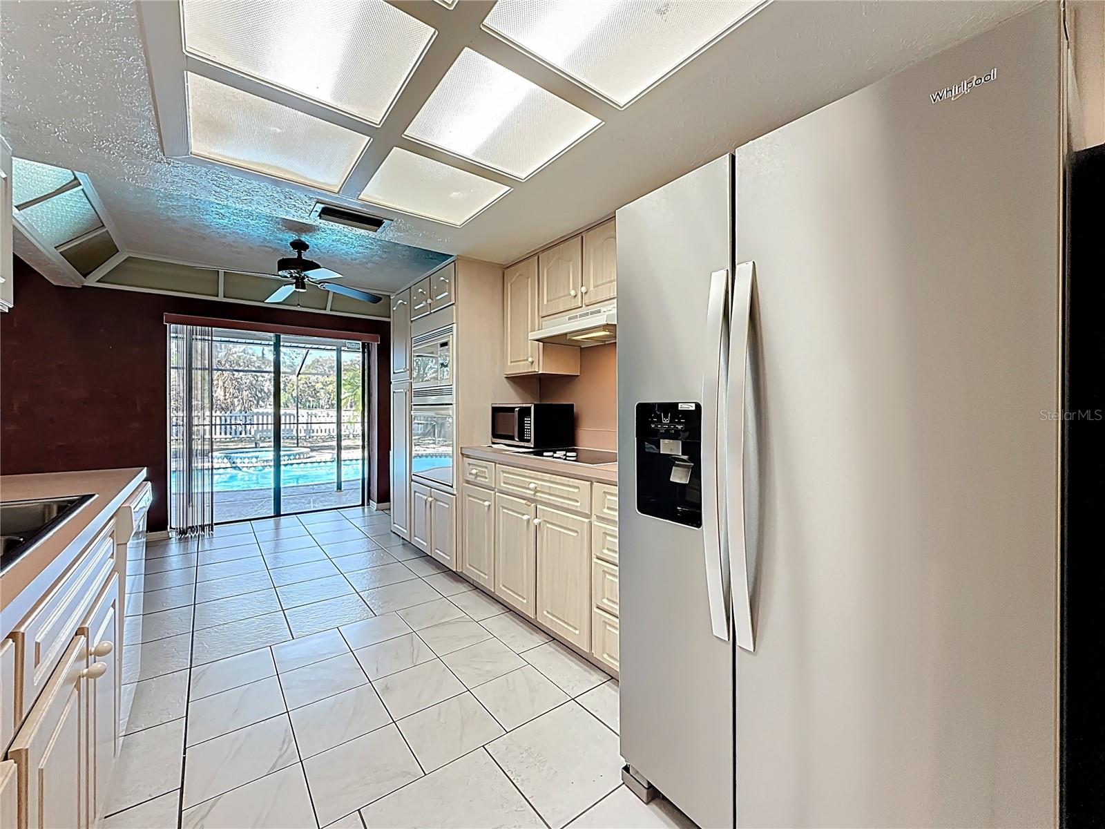 452 SUMMIT CHASE DR — photo 7